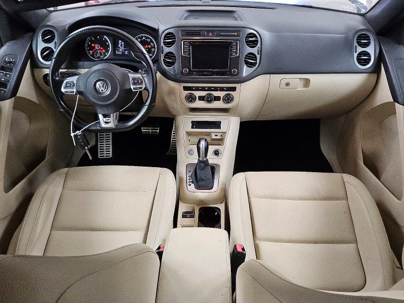 61800136 :رقم المزاد ، WVGAV7AX6GW088744 vin ، 2016 Volkswagen Tiguan مزاد بيع