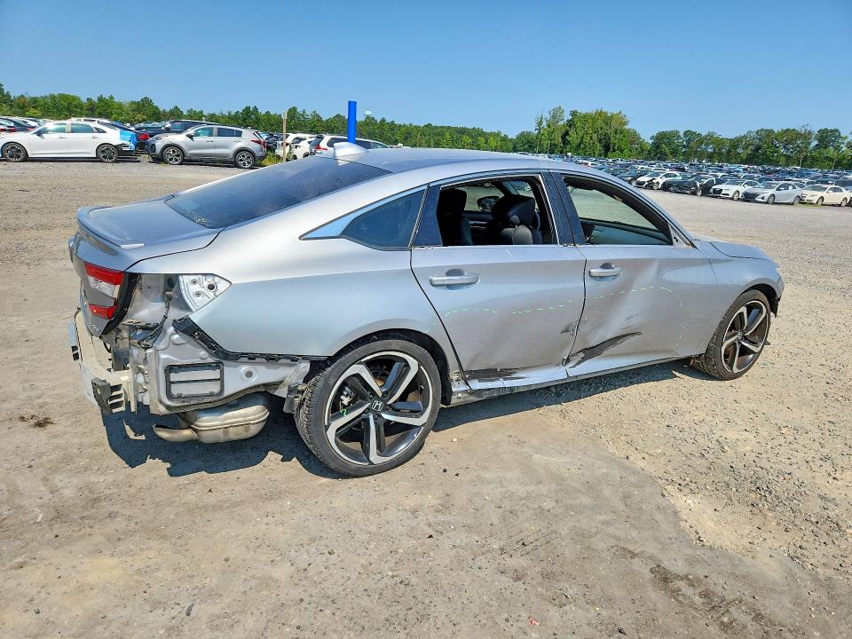 Продаж на аукціоні авто 2019 Honda Accord, vin: 1HGCV1F37KA148120, номер лоту: 64823346