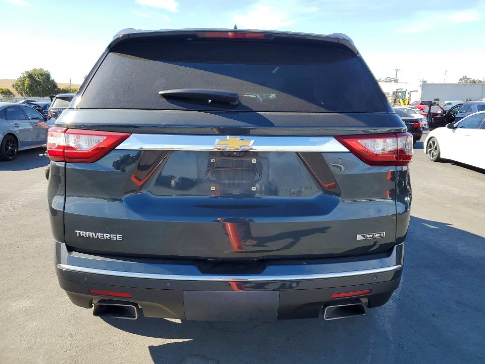 65018586 :رقم المزاد ، 1GNERKKW9JJ211029 vin ، 2018 Chevrolet Traverse مزاد بيع