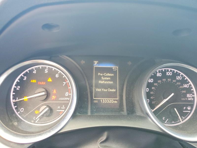 64784866 :رقم المزاد ، 4T1B11HK6JU044463 vin ، 2018 Toyota Camry مزاد بيع