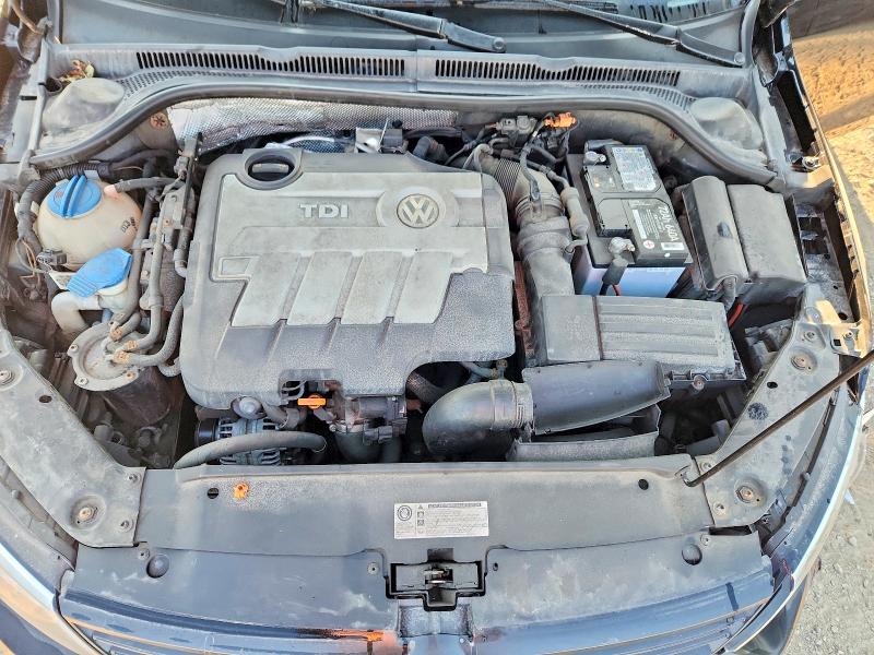 64564446 :رقم المزاد ، 3VWLL7AJ9BM108294 vin ، 2011 Volkswagen Jetta مزاد بيع