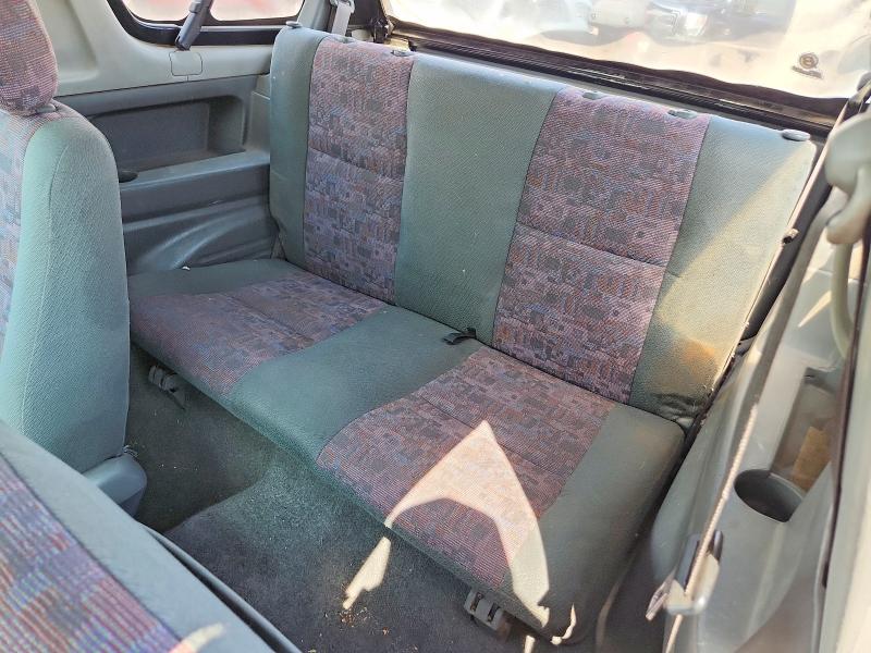 Продаж на аукціоні авто 2001 Chevrolet Tracker, vin: 2CNBE18C716906066, номер лоту: 63921566