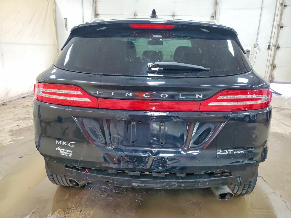 65719726 :رقم المزاد ، 5LMTJ3DH4HUL70621 vin ، 2017 Lincoln Mkc مزاد بيع