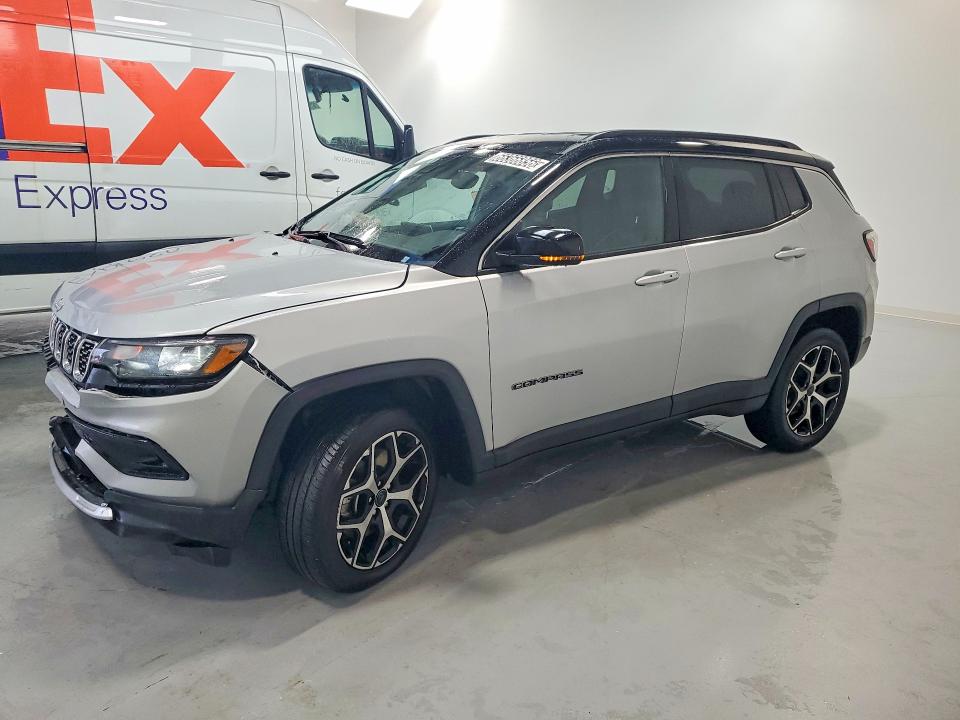 66366856 :رقم المزاد ، 3C4NJDCN3ST581419 vin ، 2025 Jeep Compass مزاد بيع