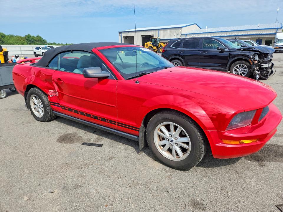 2005 Ford Mustang მანქანა იყიდება აუქციონზე, vin: 1ZVFT84N455216432, აუქციონის ნომერი: 64248076
