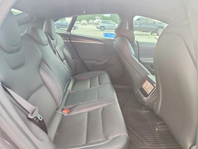 Продажа на аукционе авто 2022 Tesla Model S, vin: 5YJSA1E65NF472969, номер лота: 64086516