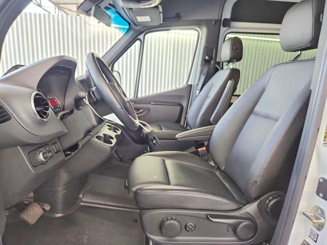 64393326 :رقم المزاد ، W1Z4KFHY8SP771624 vin ، 2025 Mercedes-benz Sprinter مزاد بيع