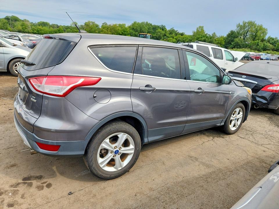 2013 Ford Escape მანქანა იყიდება აუქციონზე, vin: 1FMCU9GX5DUA82813, აუქციონის ნომერი: 66172506