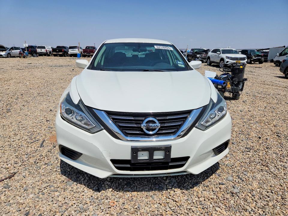 64130426 :رقم المزاد ، 1N4AL3AP1JC251043 vin ، 2018 Nissan Altima مزاد بيع