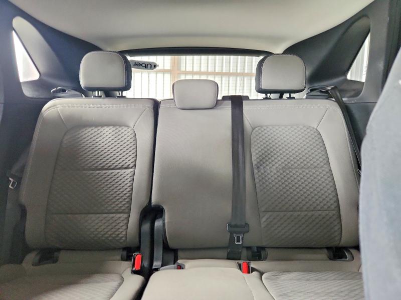 Продажа на аукционе авто 2022 Ford Escape, vin: 1FMCU0BZ6NUA12310, номер лота: 64573946