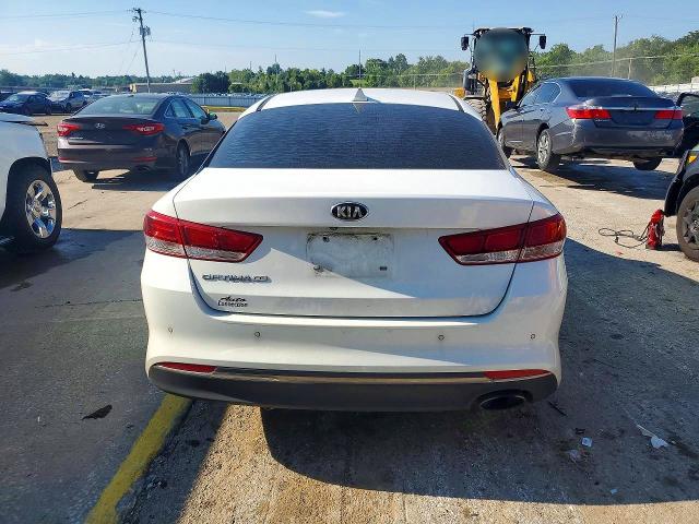 Auction sale of the 2018 Kia Optima, vin: 5XXGT4L3XJG208373, lot number: 63646836