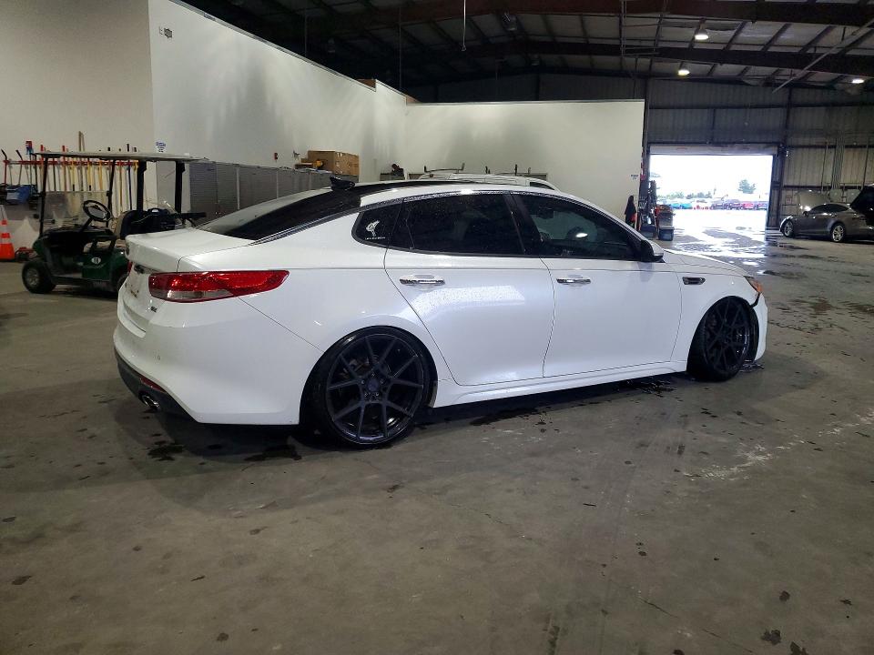 Aukcja sprzedaży 2016 Kia Optima, vin: 5XXGU4L30GG047621, numer aukcji: 64002066
