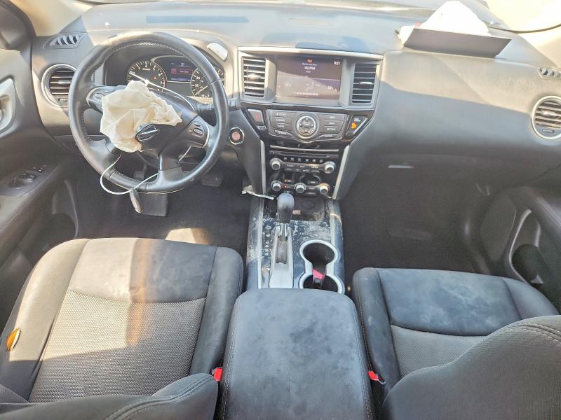 65381016 :رقم المزاد ، 5N1DR2MN5HC905476 vin ، 2017 Nissan Pathfinder مزاد بيع