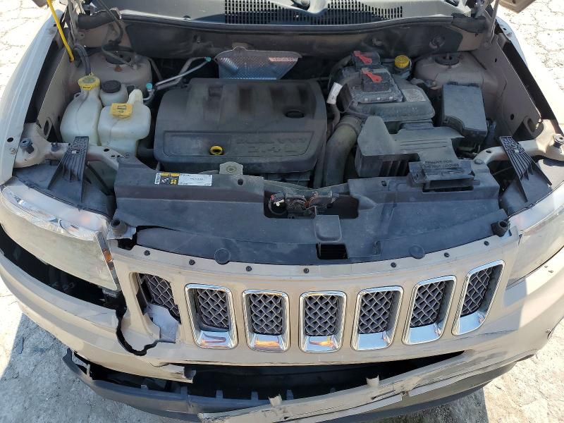 63916656 :رقم المزاد ، 1C4NJDEB8HD110240 vin ، 2017 Jeep Compass مزاد بيع