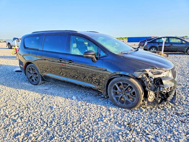 Продажа на аукционе авто 2022 Chrysler Pacifica, vin: 2C4RC1BG8NR106997, номер лота: 64118516