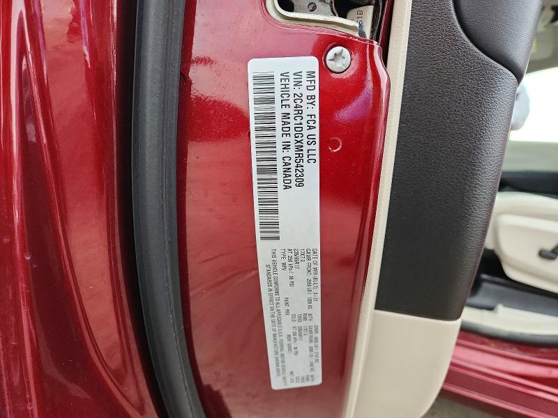 64689336 :رقم المزاد ، 2C4RC1DGXMR542309 vin ، 2021 Chrysler Voyager مزاد بيع