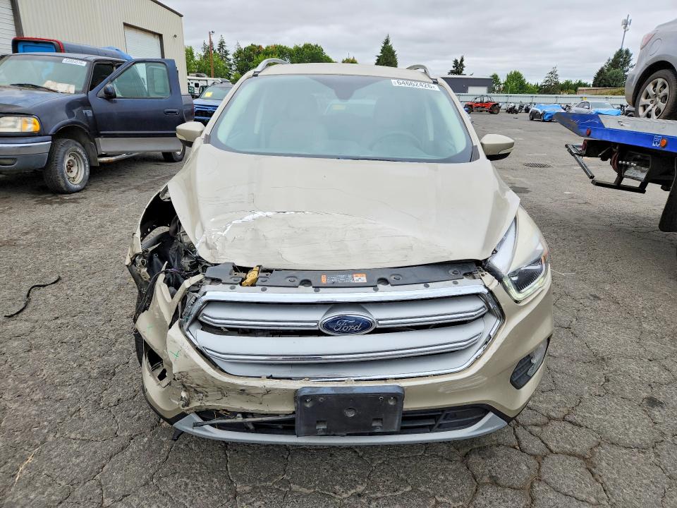 Продаж на аукціоні авто 2018 Ford Escape, vin: 1FMCU0J93JUC09138, номер лоту: 64662426