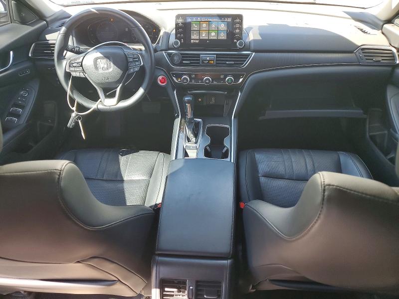 64028956 :رقم المزاد ، 1HGCV1F56JA037204 vin ، 2018 Honda Accord مزاد بيع