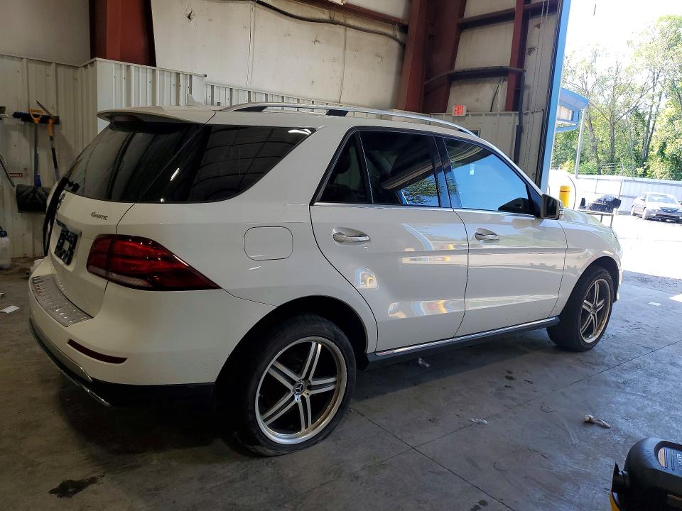 Продаж на аукціоні авто 2017 Mercedes-benz Gle, vin: 4JGDA5HB9HA945533, номер лоту: 63640526