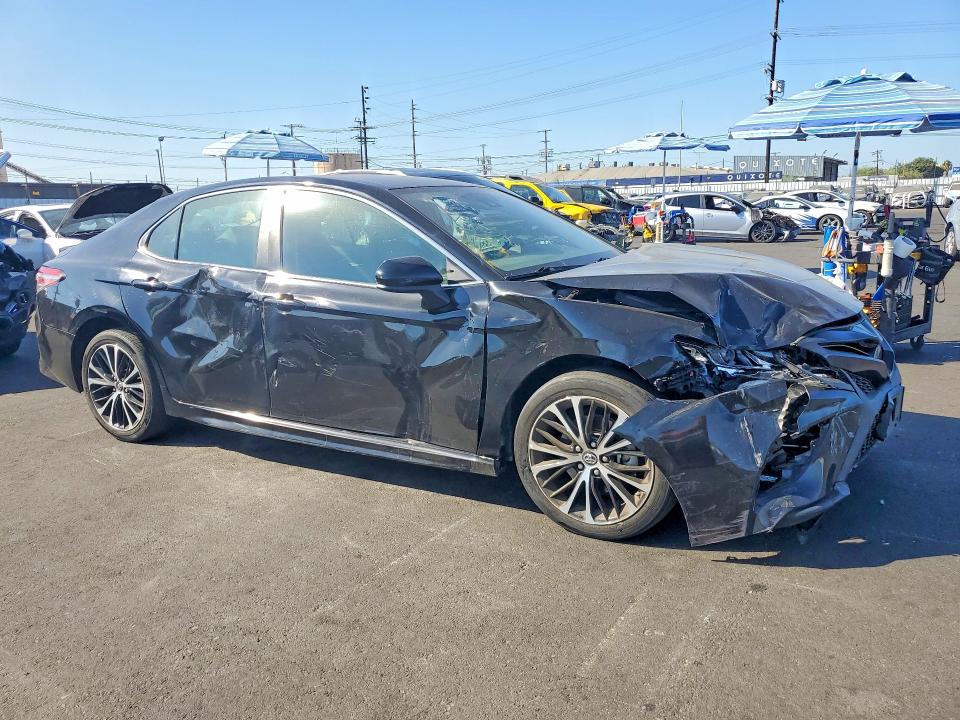2019 Toyota Camry მანქანა იყიდება აუქციონზე, vin: 4T1B11HK1KU688454, აუქციონის ნომერი: 66051556