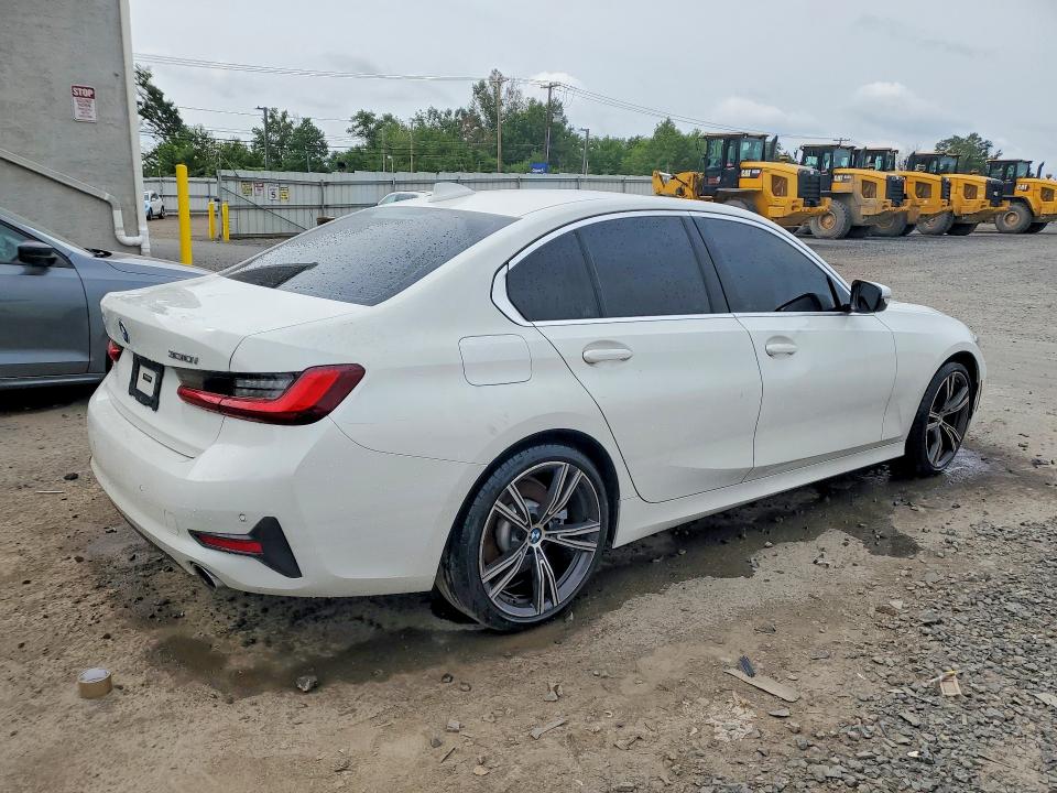 64670636 :رقم المزاد ، 3MW5R7J08N8C30902 vin ، 2022 Bmw 330xi مزاد بيع