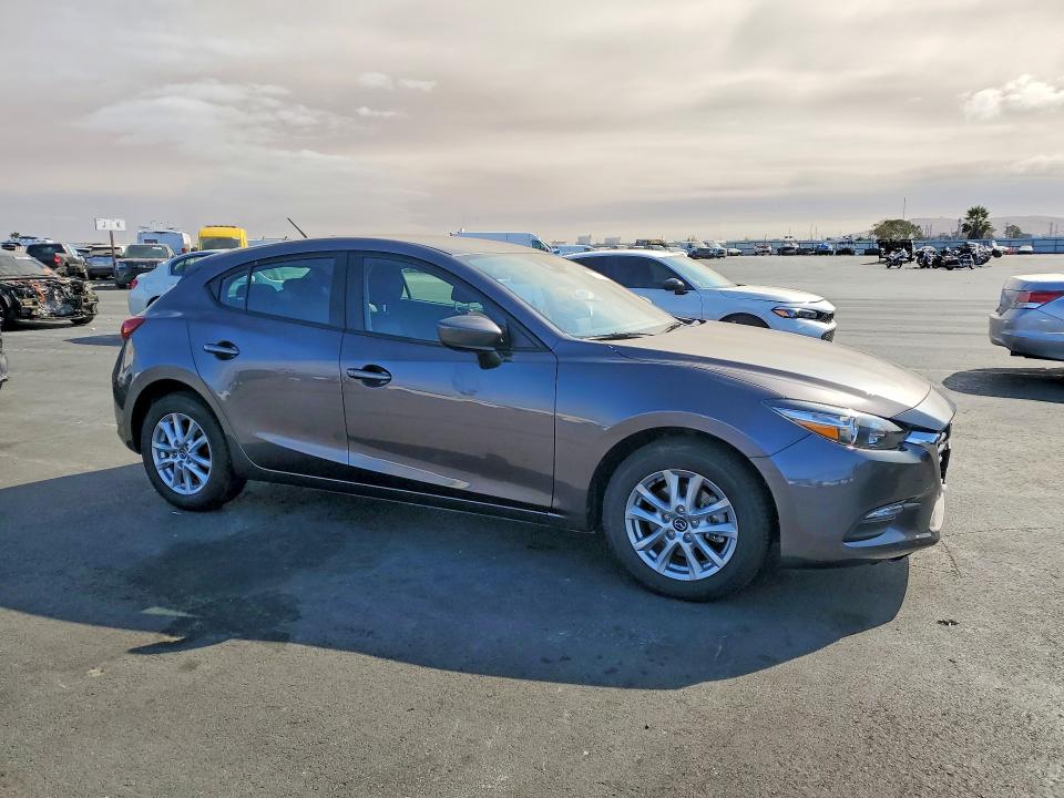 Aukcja sprzedaży 2018 Mazda 3, vin: 3MZBN1K75JM203584, numer aukcji: 66776976