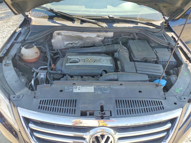 2011 Volkswagen Tiguan მანქანა იყიდება აუქციონზე, vin: WVGBV7AX6BW517782, აუქციონის ნომერი: 64939416