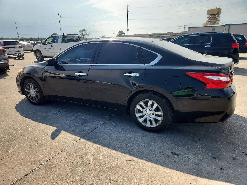 Продажа на аукционе авто 2016 Nissan Altima, vin: 1N4AL3AP1GC216818, номер лота: 63765276