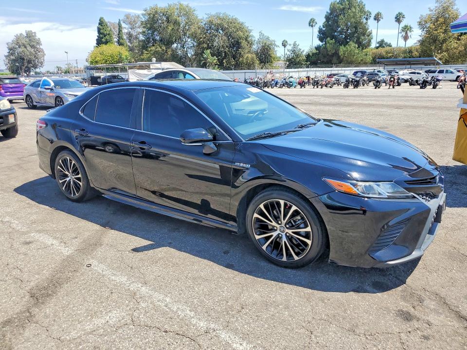 Продаж на аукціоні авто 2019 Toyota Camry Hybrid, vin: 4T1B21HK1KU519550, номер лоту: 65175436