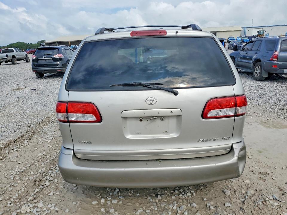 2001 Toyota Sienna მანქანა იყიდება აუქციონზე, vin: 4T3ZF13C71U323623, აუქციონის ნომერი: 65468226