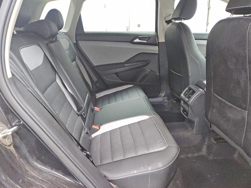 64656316 :رقم المزاد ، 3VVJX7B21NM025082 vin ، 2022 Volkswagen Taos مزاد بيع