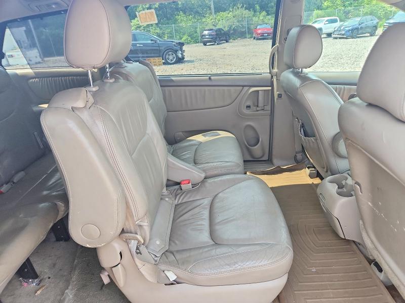 2006 Toyota Sienna მანქანა იყიდება აუქციონზე, vin: 5TDBA22C26S056777, აუქციონის ნომერი: 64713276