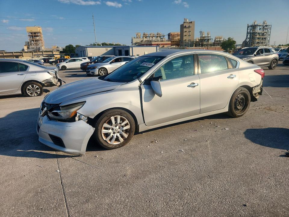 Продаж на аукціоні авто 2016 Nissan Altima, vin: 1N4AL3AP2GN343789, номер лоту: 63743686