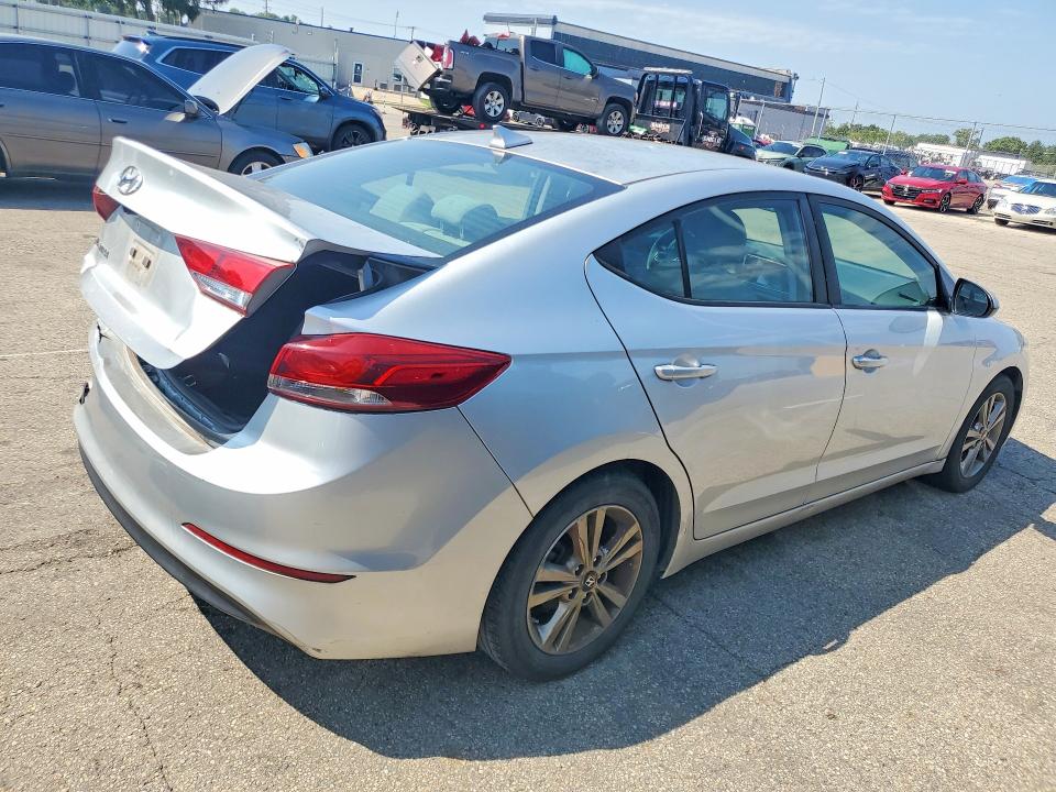 Aukcja sprzedaży 2018 Hyundai Elantra, vin: 5NPD84LF6JH351761, numer aukcji: 66823636