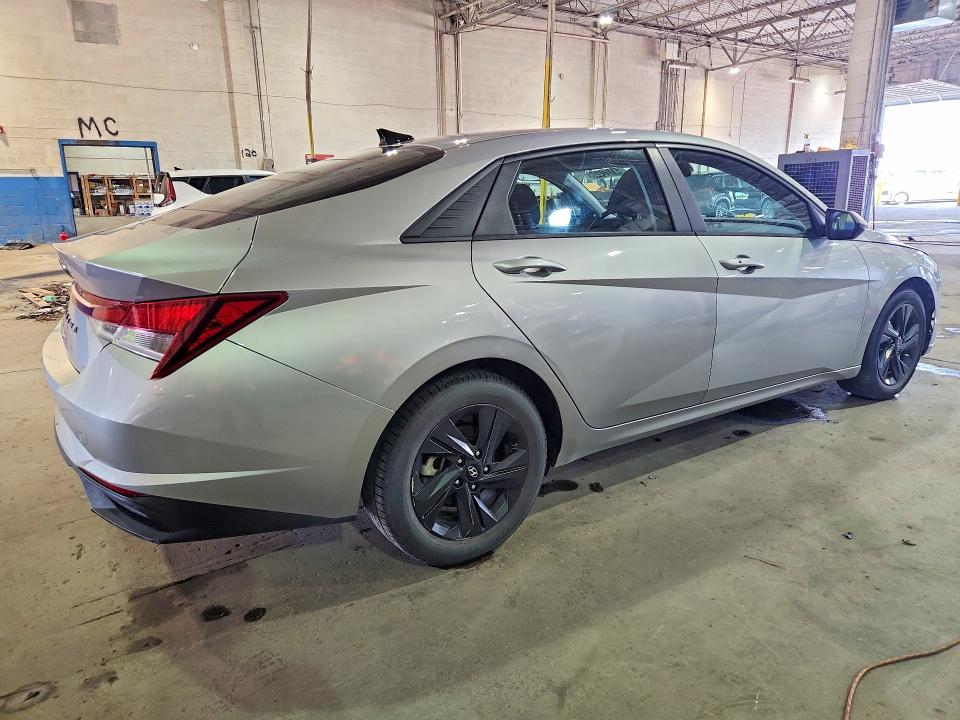 Продаж на аукціоні авто 2021 Hyundai Elantra, vin: 5NPLM4AG7MH008061, номер лоту: 64122446