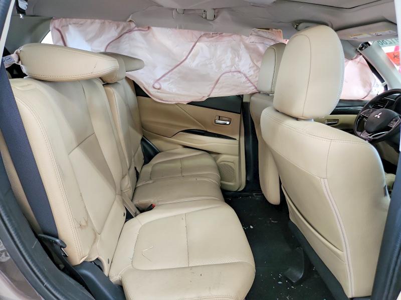 2018 Mitsubishi Outlander მანქანა იყიდება აუქციონზე, vin: JA4AZ3A32JZ053911, აუქციონის ნომერი: 64691286