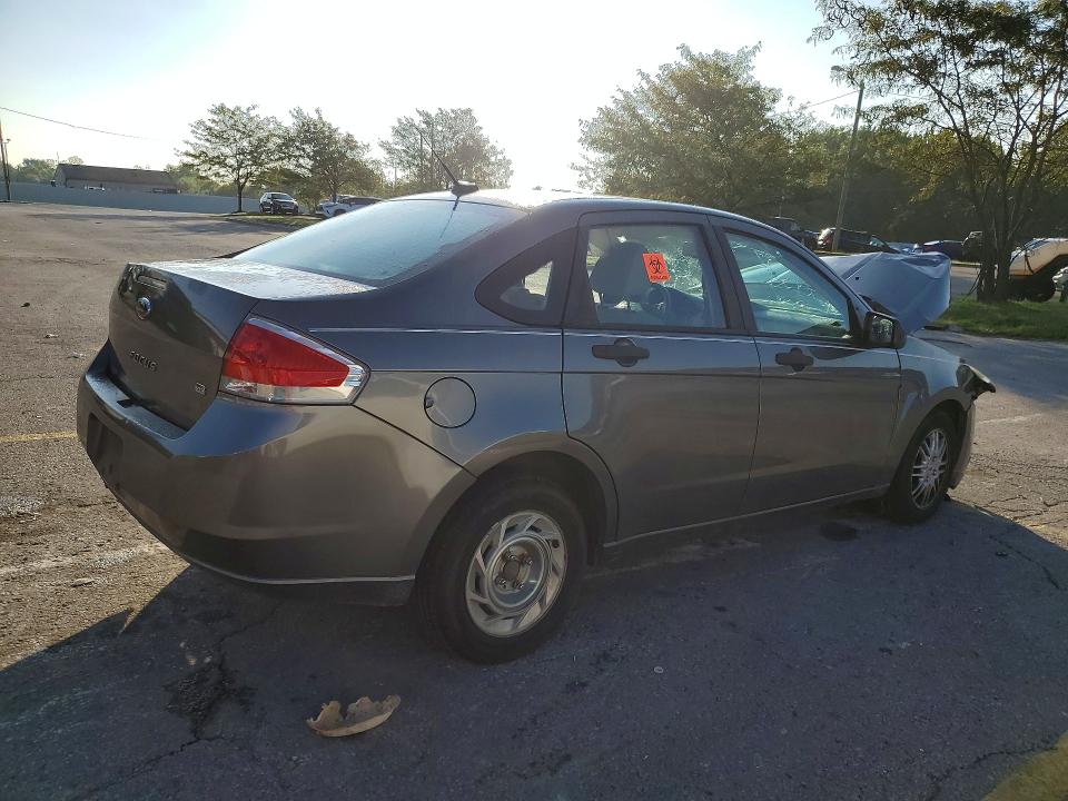 2011 Ford Focus მანქანა იყიდება აუქციონზე, vin: 1FAHP3FN0BW162462, აუქციონის ნომერი: 65929446