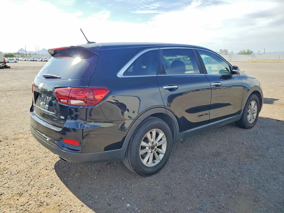 2019 Kia Sorento მანქანა იყიდება აუქციონზე, vin: 5XYPG4A37KG586753, აუქციონის ნომერი: 66457946
