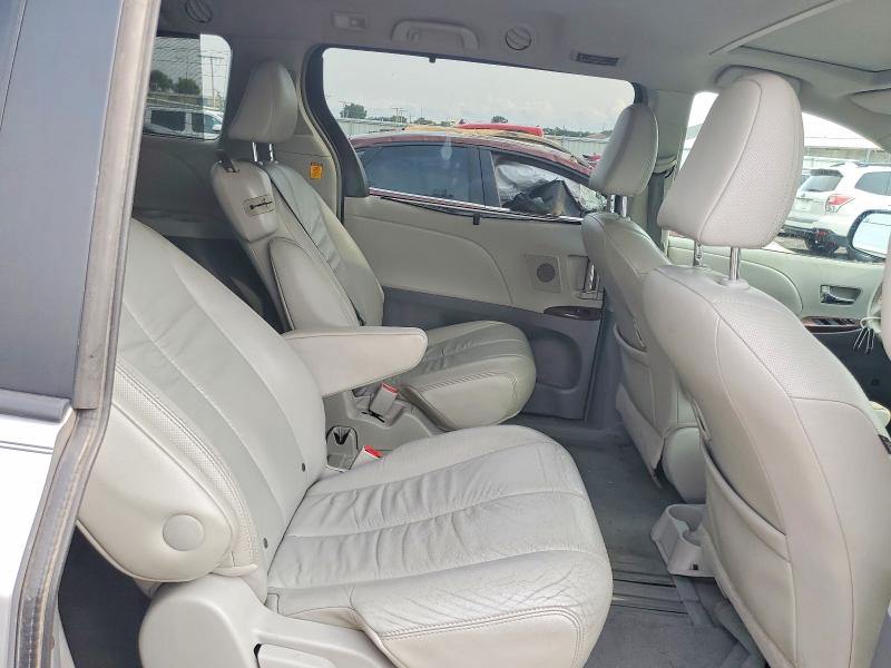 2011 Toyota Sienna მანქანა იყიდება აუქციონზე, vin: 5TDYK3DC6BS039551, აუქციონის ნომერი: 64137136
