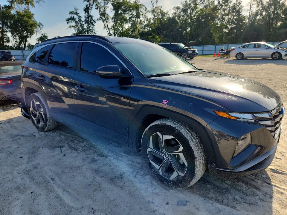 64148706 :رقم المزاد ، 5NMJFCAE3NH120347 vin ، 2022 Hyundai Tucson مزاد بيع