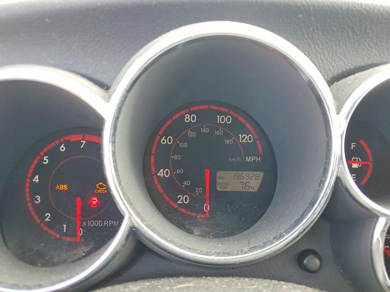 2004 Toyota Matrix მანქანა იყიდება აუქციონზე, vin: 2T1LR32E04C273481, აუქციონის ნომერი: 63172846