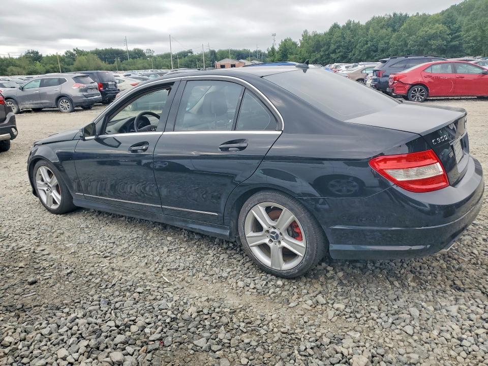 66009366 :رقم المزاد ، WDDGF8BB0BR156571 vin ، 2011 Mercedes-benz C مزاد بيع