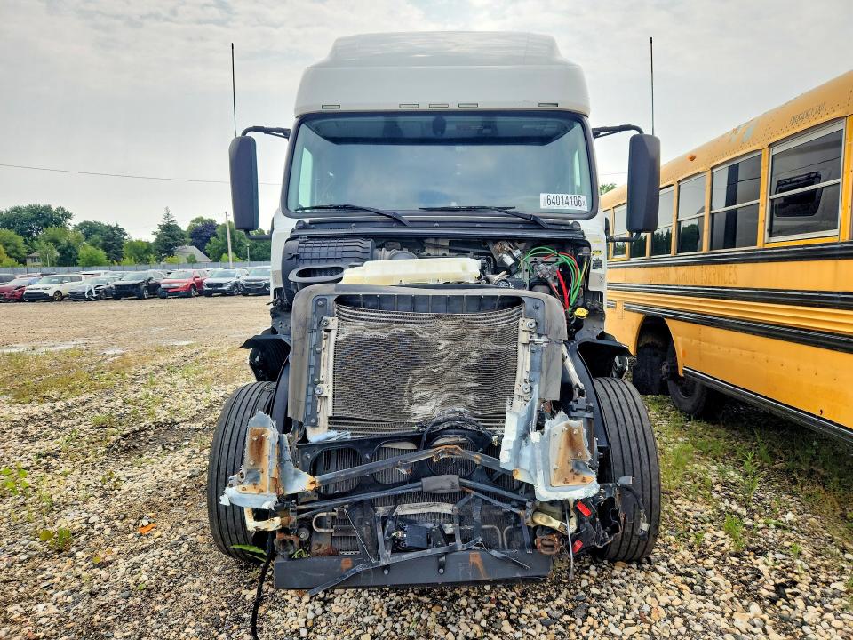 Aukcja sprzedaży 2020 Volvo Vn, vin: 4V4NC9EH1LN241089, numer aukcji: 64014106