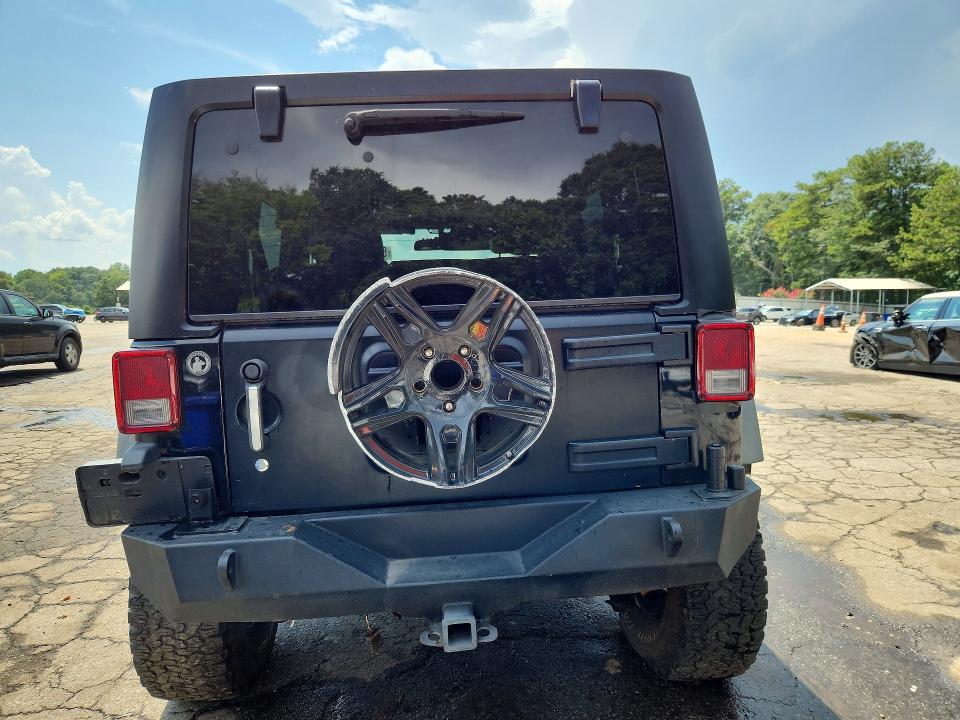 64472636 :رقم المزاد ، 1J4BA6H12BL567831 vin ، 2011 Jeep Wrangler Unlimited مزاد بيع