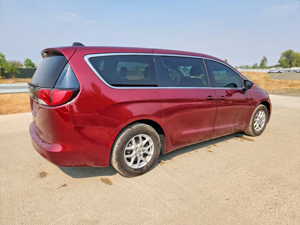 Продажа на аукционе авто 2022 Chrysler Voyager, vin: 2C4RC1CGXNR223124, номер лота: 65920546