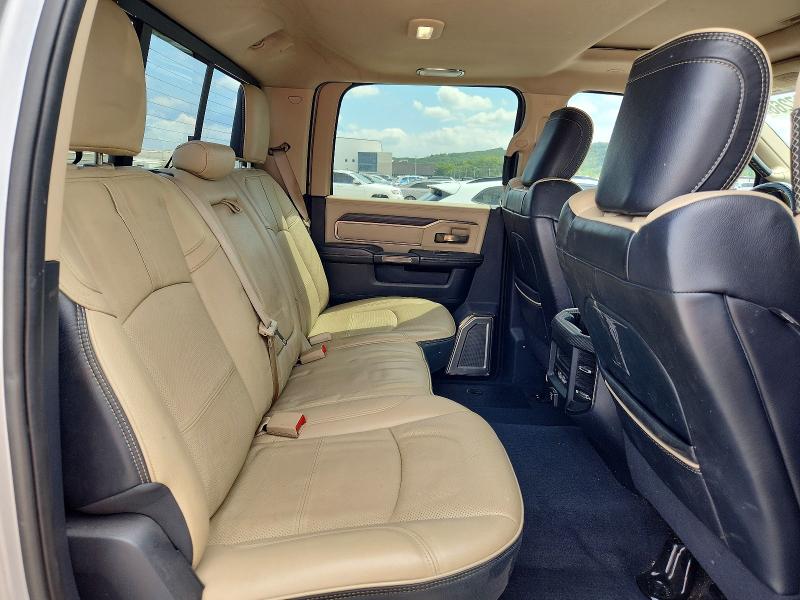 64747266 :رقم المزاد ، 3C63RRRL5KG584731 vin ، 2019 Ram 3500 مزاد بيع