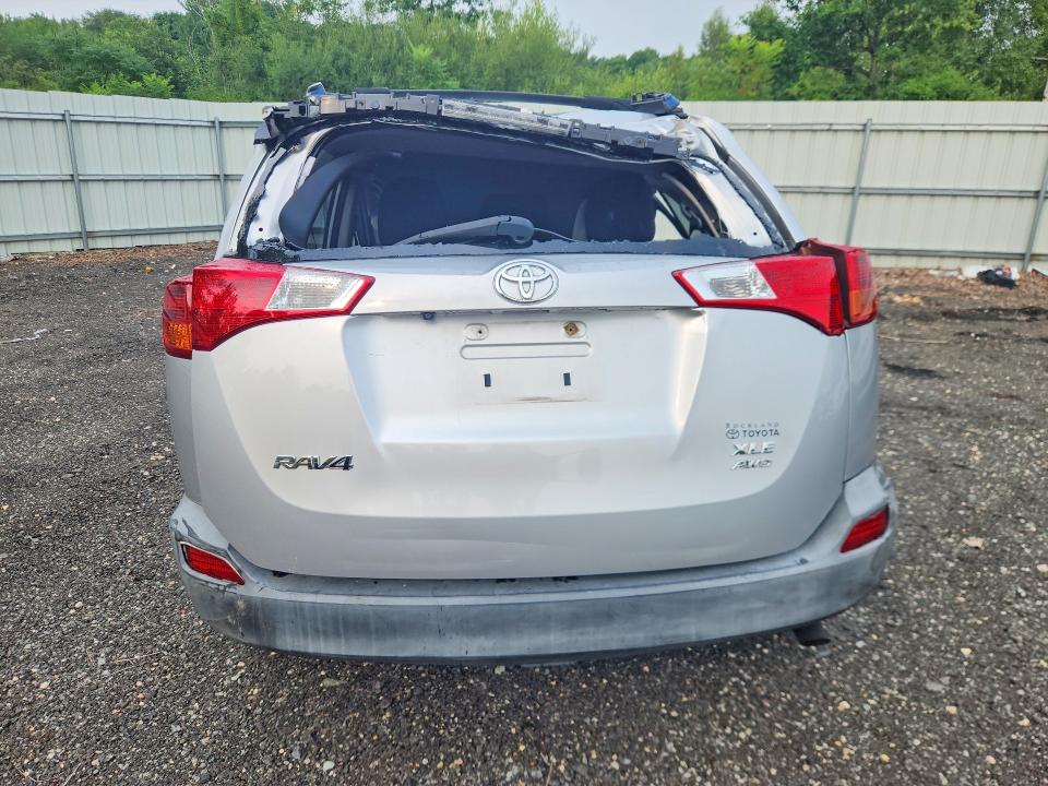2015 Toyota Rav4 მანქანა იყიდება აუქციონზე, vin: JTMRFREVXFD114605, აუქციონის ნომერი: 64813476