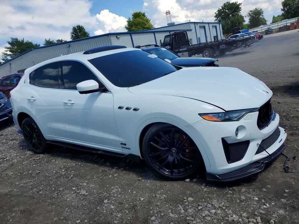 63681346 :رقم المزاد ، ZN661ZUA0KX320314 vin ، 2019 Maserati Levante مزاد بيع
