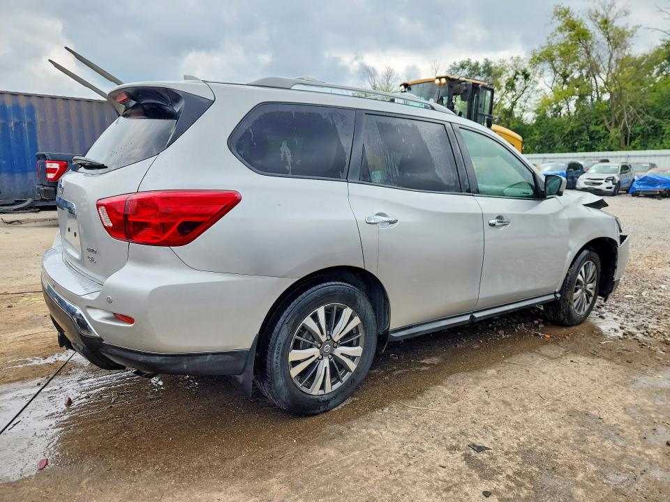 63870886 :رقم المزاد ، 5N1DR2CM5LC647008 vin ، 2020 Nissan Pathfinder مزاد بيع