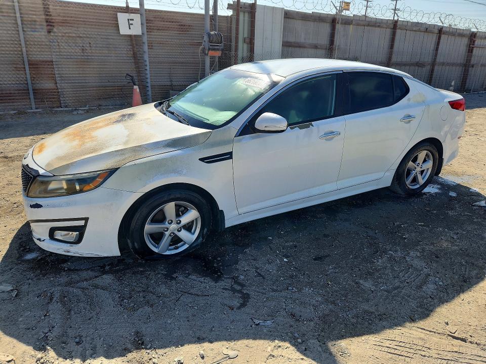 66269206 :رقم المزاد ، 5XXGM4A74FG374365 vin ، 2015 Kia Optima مزاد بيع